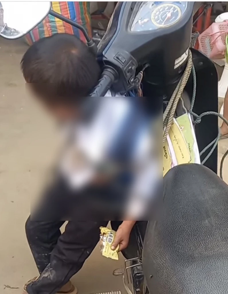 ท้าว ชูลี ถูกจับมดเนื่องจากขโมยขนม