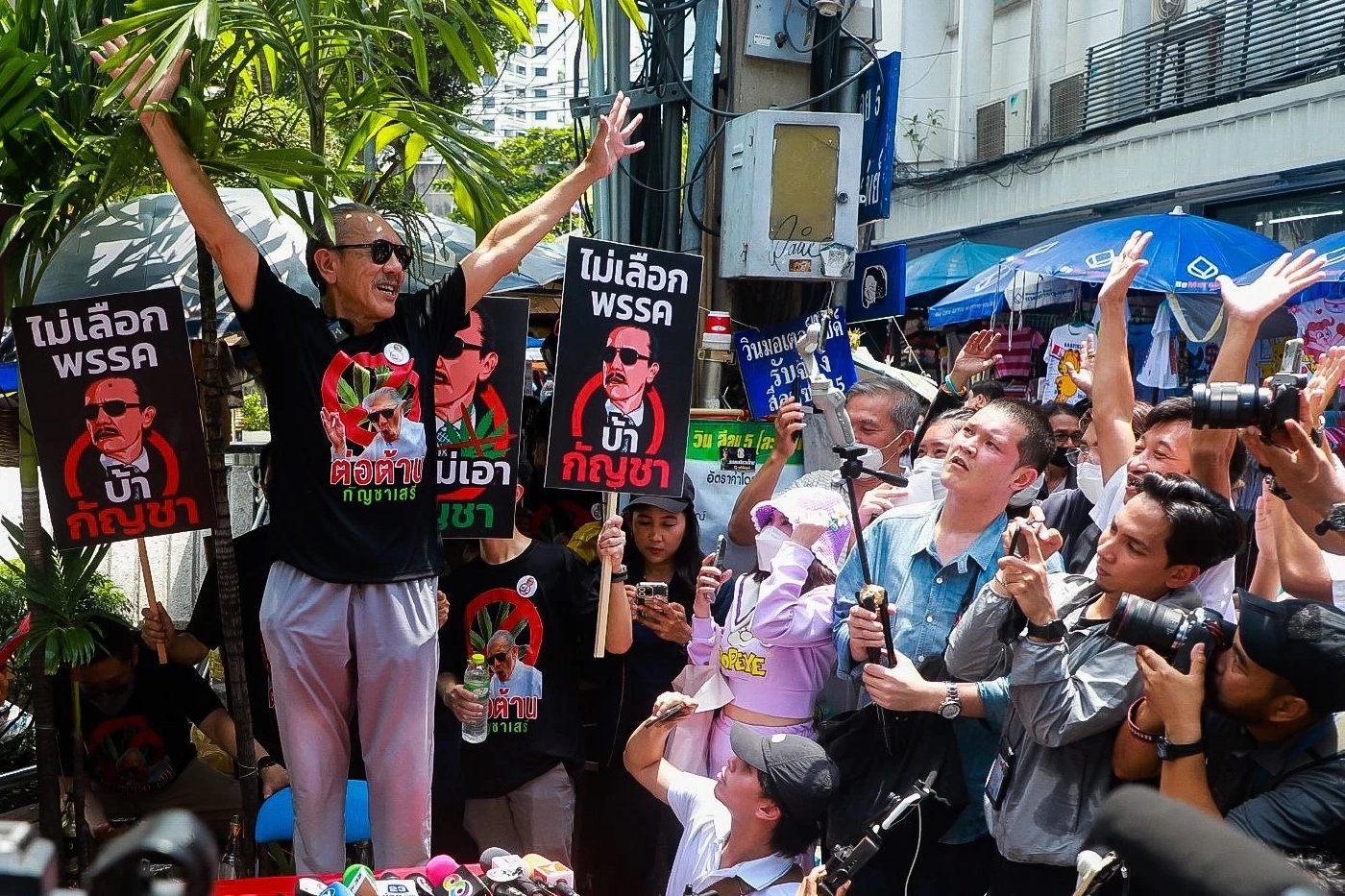 มาตามนัด "ชูวิทย์" ลุยซอยละลายทรัพย์ ทำลายคะแนนเสียงพรรคภูมิใจไทย