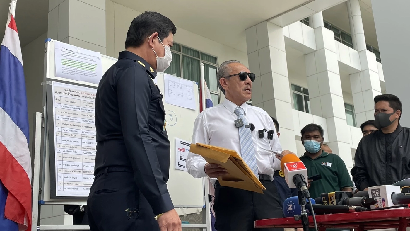 "ชูวิทย์" มาตามนัด ร้อง ป.ป.ช. สอบทุจริตคมนาคม เอาผิด "ศักดิ์สยาม"