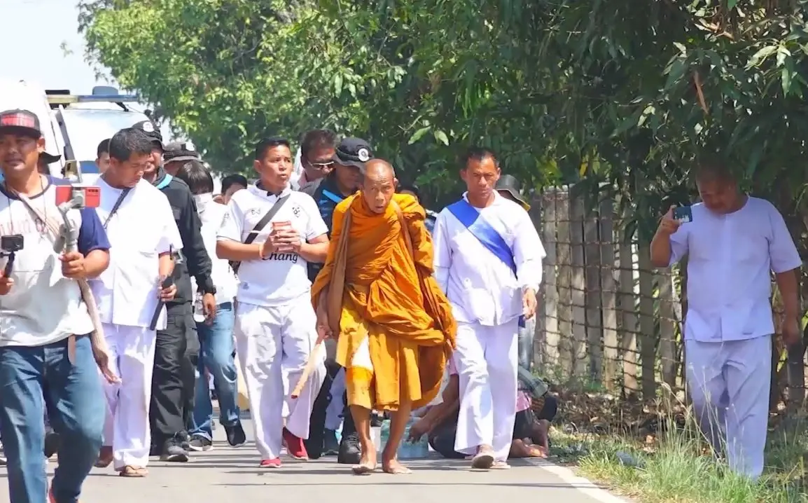 "หลวงตาบุญชื่น" อาพาธค่าเลือดต่ำ แพทย์ให้พักรักษาต่อที่รพ.อีก 1 คืน