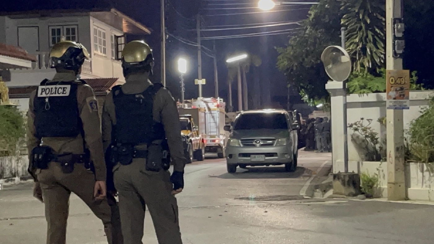 ตำรวจปิดเกม 15 ชม. วิสามัญฯสยบชายคลั่ง "กราดยิงเพชรบุรี" (คลิป)