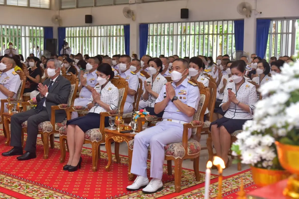 "ทร." รอ กกต. เคาะกู้เรือ 200 ล้าน ด้าน ผบ.ทร. ทำบุญ 100 วัน ให้กำลังพลเสียชีวิต