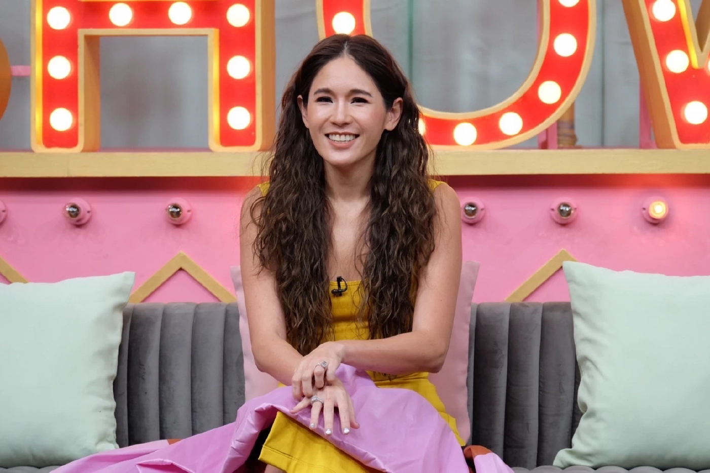 จิ๊บ ปกฉัตร  เปิดใจวิวาห์ฟ้าแลบ ตอบตามตรงท้องหรือไม่