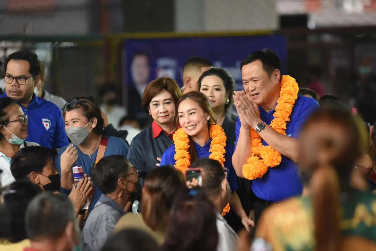 "อนุทิน" คุย "ลุงป้อม" กางตัวเลข ส.ส. ไม่ต่ำ 70 เสียง เดินหน้าดันกม.กัญชาให้จบ