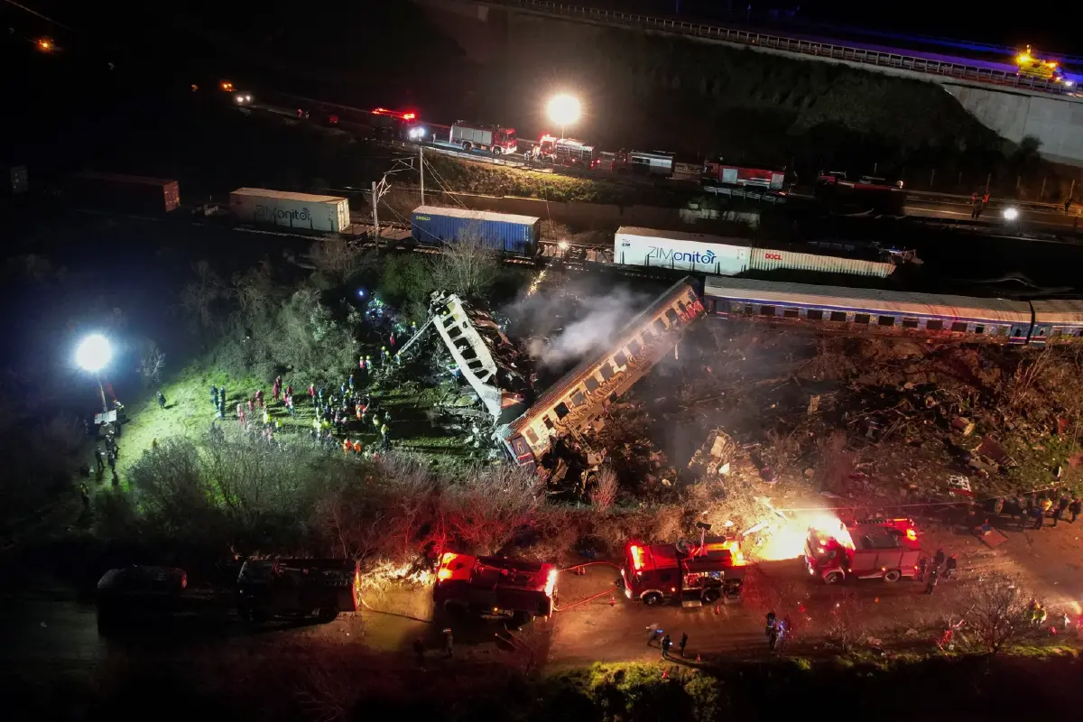 รถไฟโดยสารพุ่งชนรถไฟสินค้าในกรีซ ดับ 36 เจ็บ 85