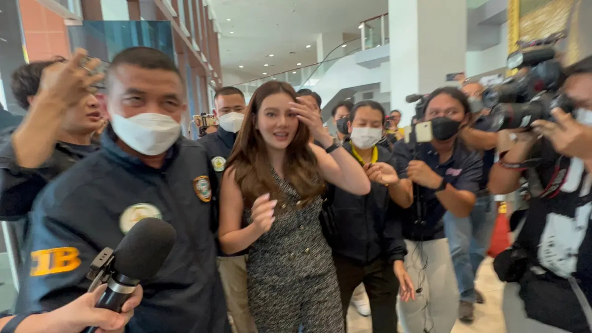 "ดิว อริสรา" เปิดใจหลังให้ปากคำคดีมาเก๊า 888 เผย ตร.ดูแลดี ไร้กังวล (มีคลิป)