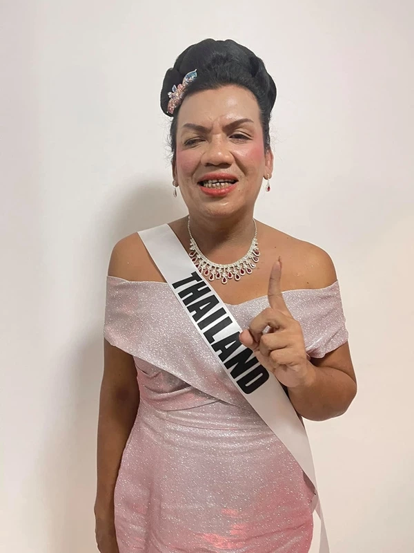 ตกอับ แบกภาระหนี้สิน “แม่หญิงลี” ควงเพื่อนสนิท “ทิพย์”  ร่ำไห้วอนของานทำ