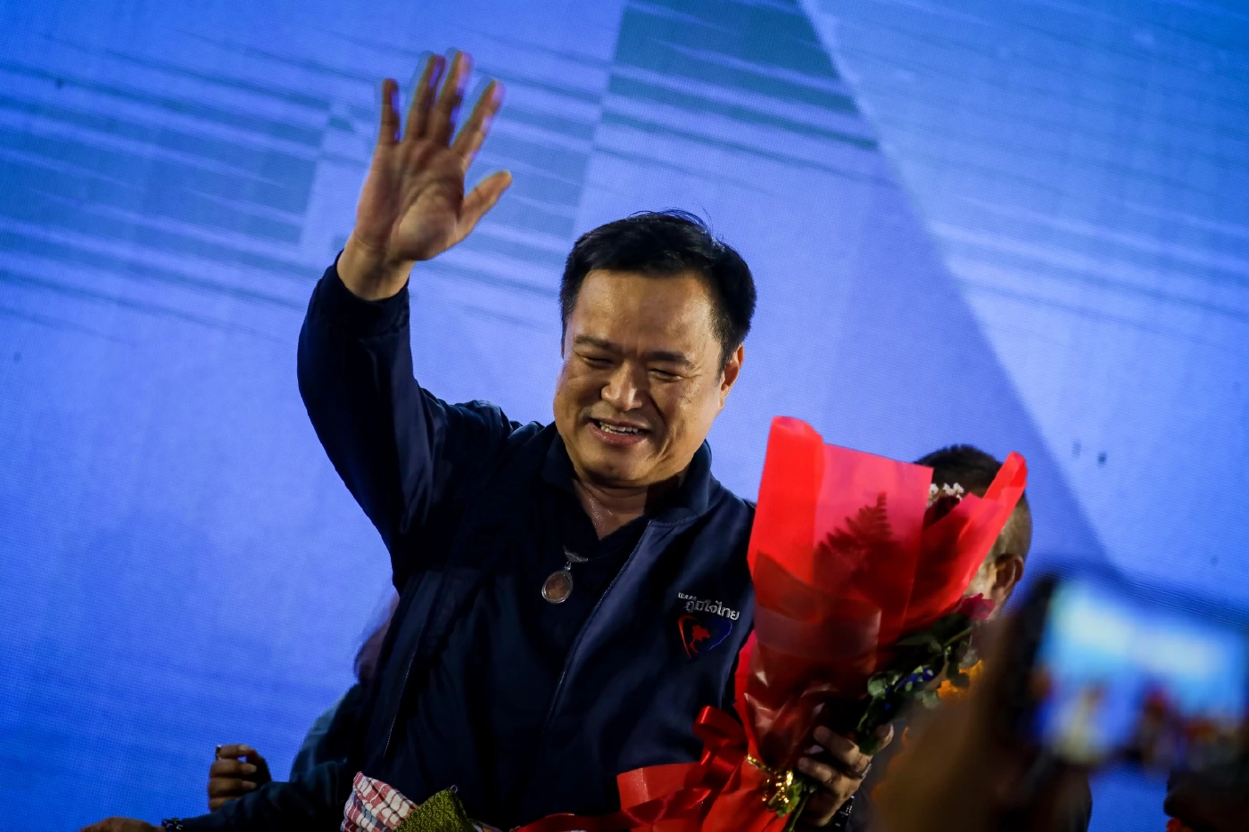 เสธหิ เดือด! ปมอยู่หลังฉาก ชูวิทย์ ฝากบอก เสี่ยหนู "ผมคิดเรื่องเลวๆไม่เป็น"