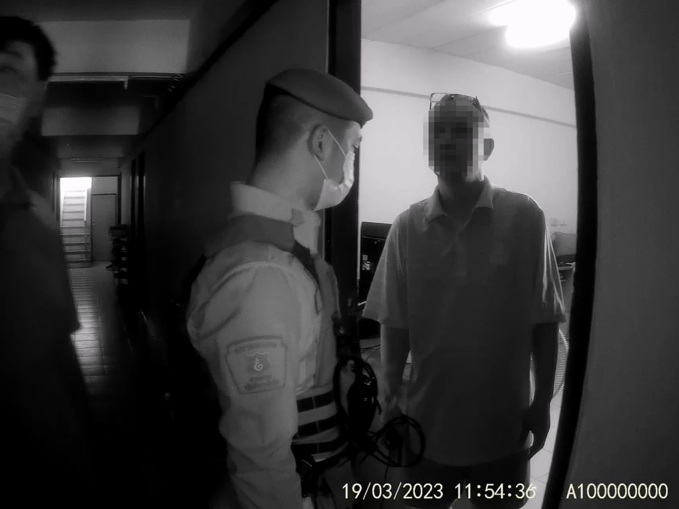 สุดหดหู่! น้องสาวสุดทน พี่สาววัย 17 ถูกพ่อแท้ ๆ ขืนใจ 6 ปี เดินร้องไห้ขอ ตร. ช่วย