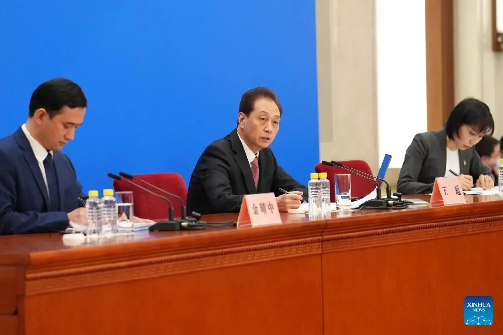 จีนแถลงข่าวเตรียมการประชุมระดับชาติ
