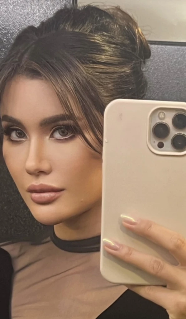 ปู ไปรยา หนึ่งเดียวของไทย เฉิดฉายในงานปาร์ตี้ Oscars 2023