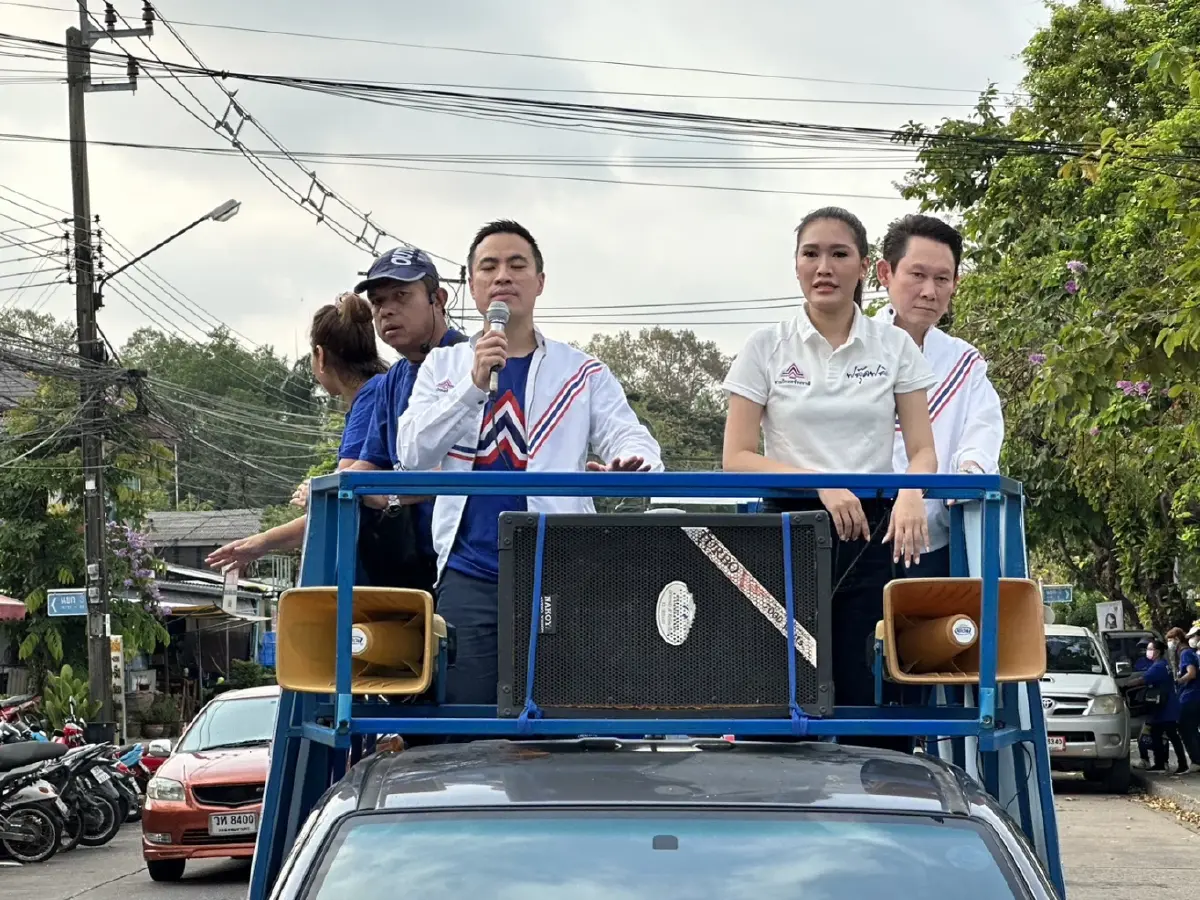 "บิ๊กตู่" อารมณ์ดีหลังเปิดตัว 400 ขุนพลรทสช.-แคนดิเดตนายกฯ