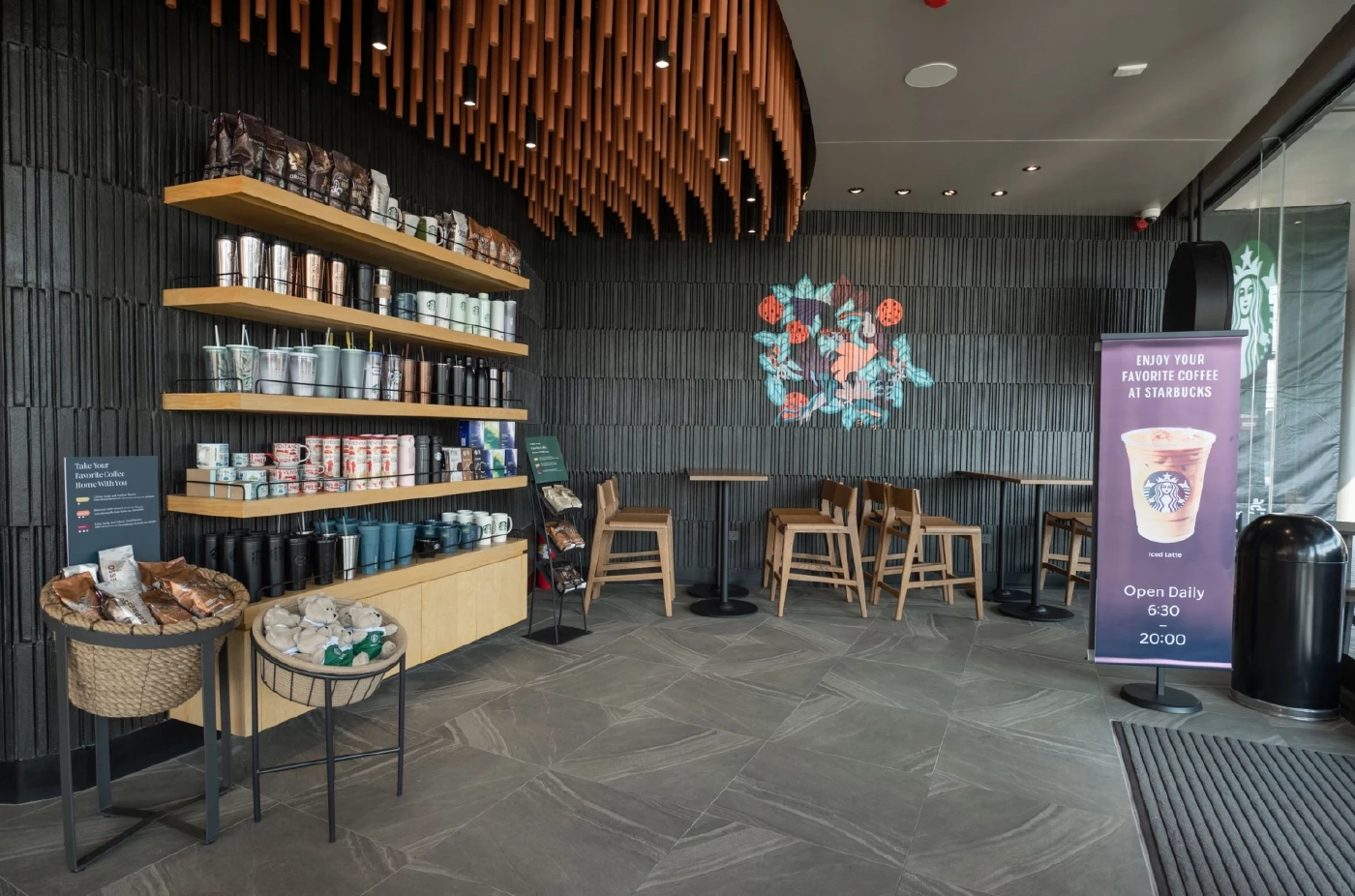 สตาร์บัคส์ขยายสาขาที่ลาว เปิดสาขาสองในห้างที่เวียงจันทน์