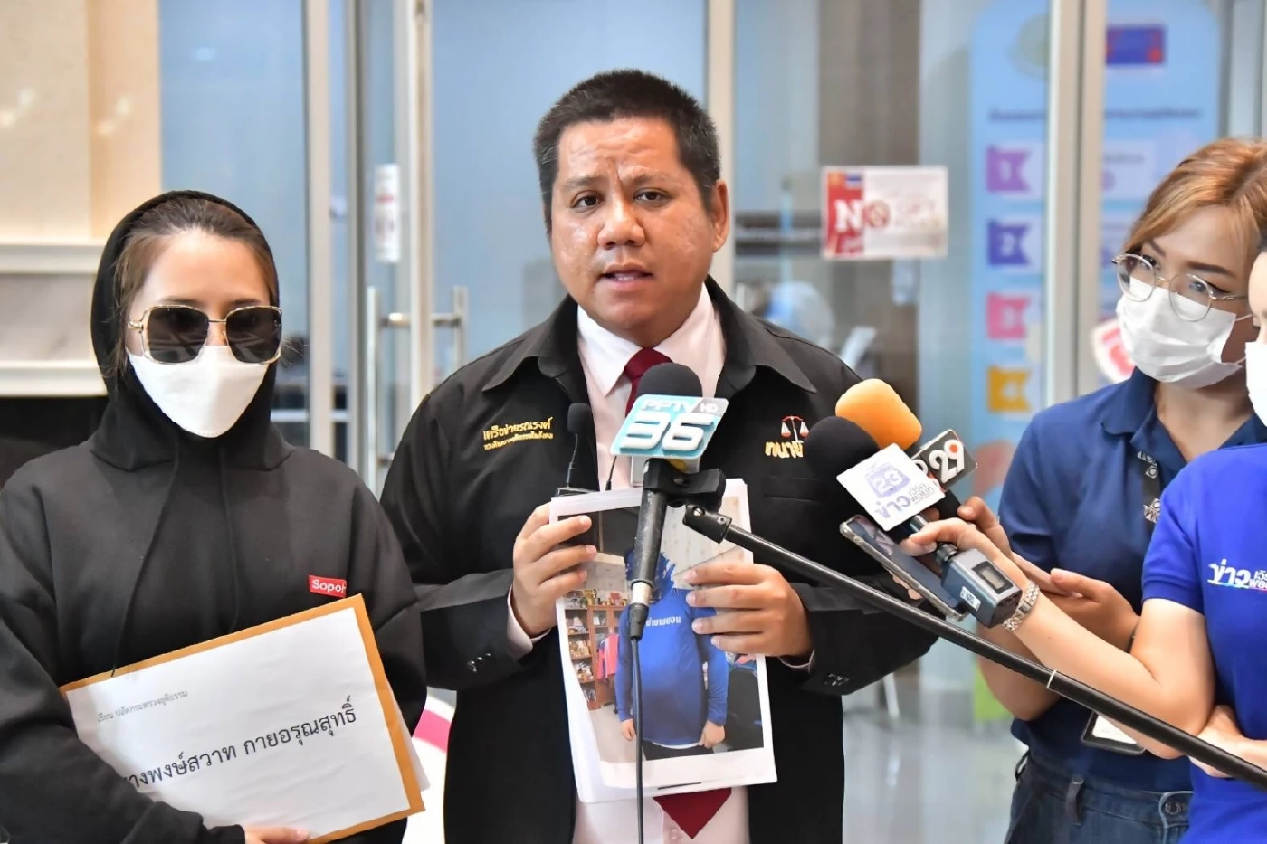 ร้องยธ. อ้างรู้จัก"บิ๊กโจ๊ก" หลอกลงทุนตัดเสื้อส่ง"ราชทัณฑ์-สตช." 2 ล้านตัว