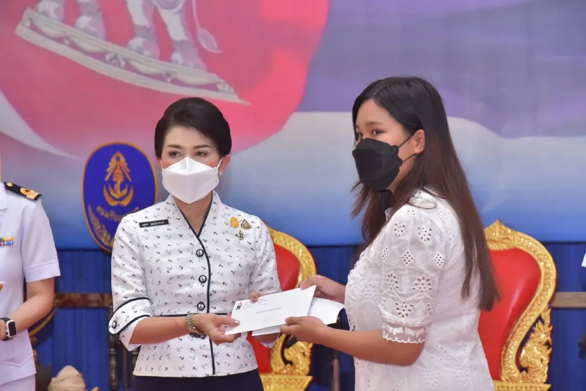 "ทร." รอ กกต. เคาะกู้เรือ 200 ล้าน ด้าน ผบ.ทร. ทำบุญ 100 วัน ให้กำลังพลเสียชีวิต
