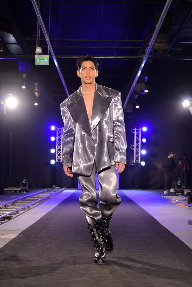 ต้องเจอตัวแม่! “ลูกเกด เมทินี” เทรนนิ่งแบบสับๆ 30 หนุ่มสาวซูปร้าฯ 2023