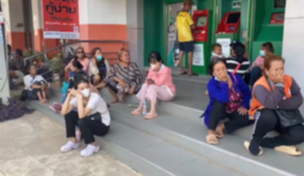 แตกตื่นทั้งตำบล เหยื่อแก๊งคอลฯ แห่ปิดบัญชีม้า แสดงความบริสุทธิ์ใจ