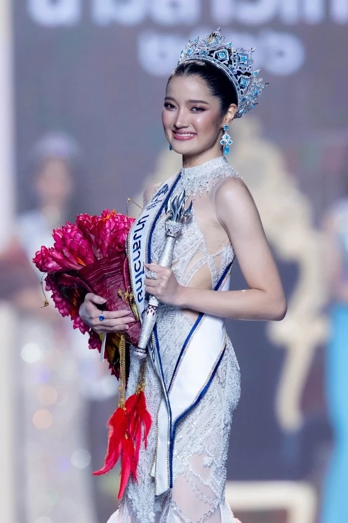 ส่องโปรไฟล์ "ชนนิกานต์ สุพิทยาพร" สาวงามผู้คว้ามงกุฎ นางสาวไทย 2566 