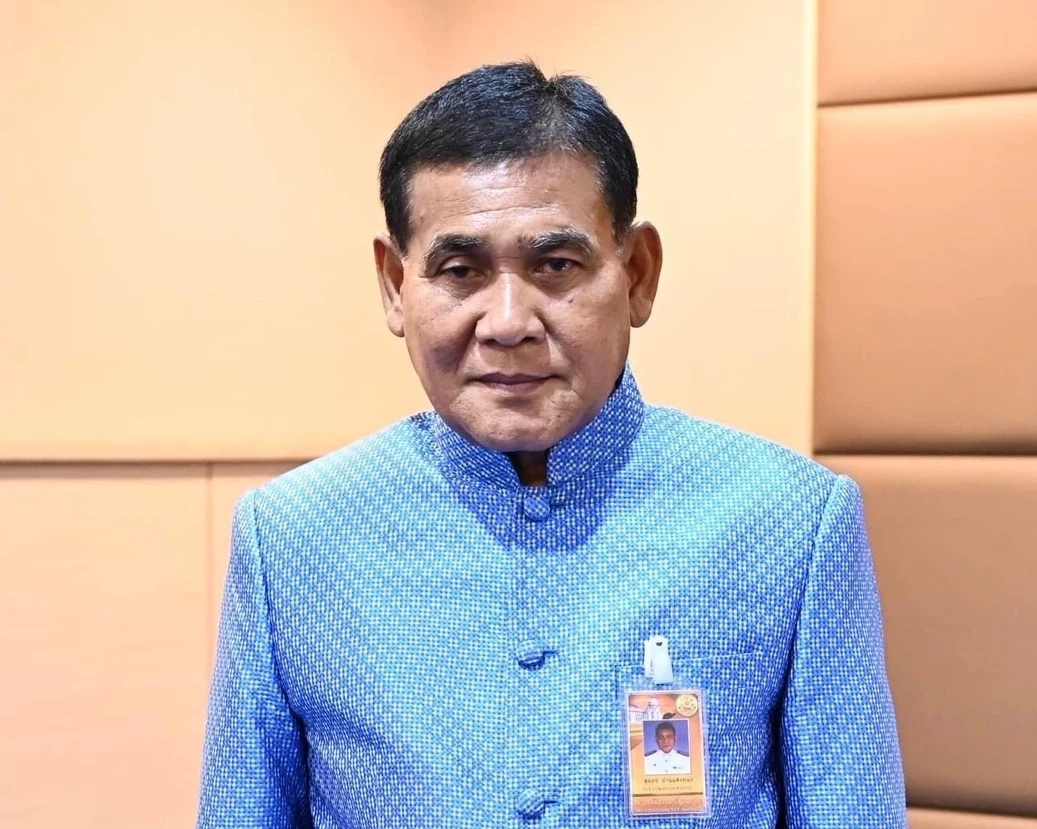 สุนทร ปานแสงทอง