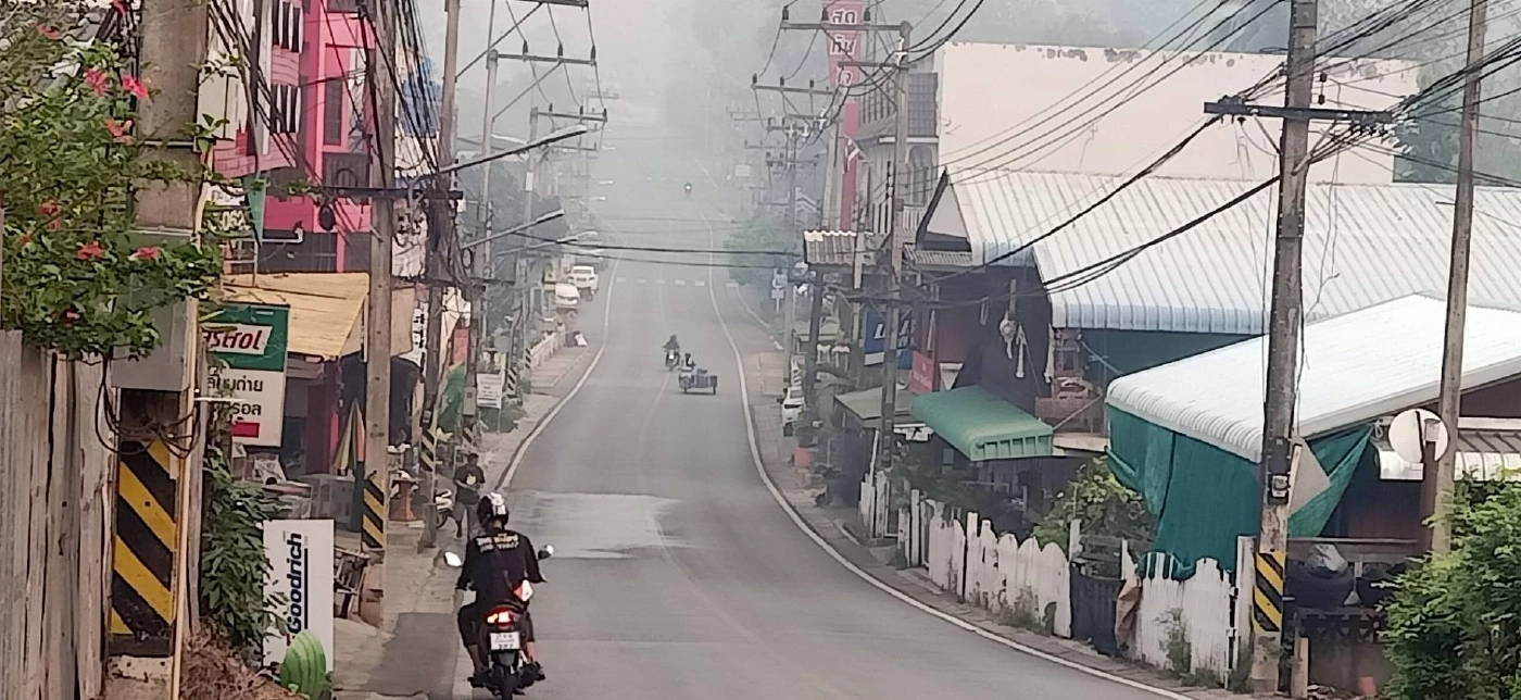 แม่ฮ่องสอนอ่วม! หมอกควันไฟปกคลุม ชาวบ้านป่วยแล้ว 9 พันคน