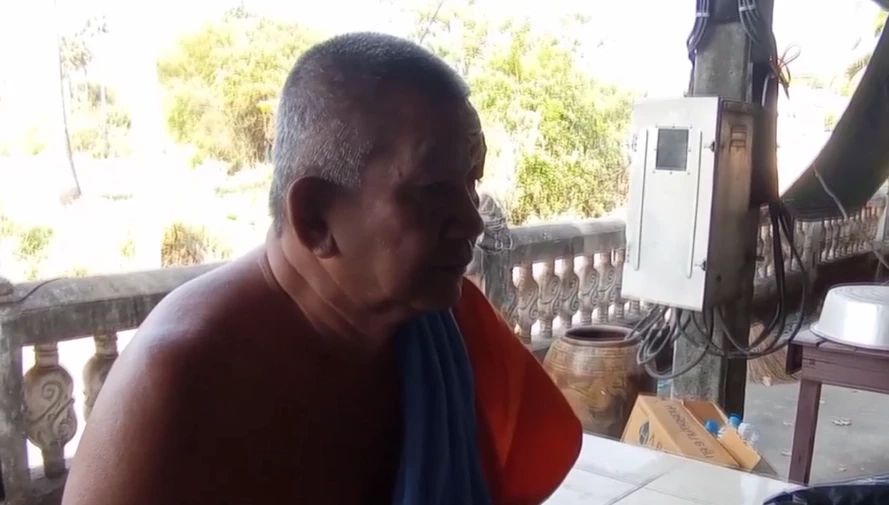 พระคะนึง คำปีโร อายุ 57 ปี พระลูกวัดตลาดแค