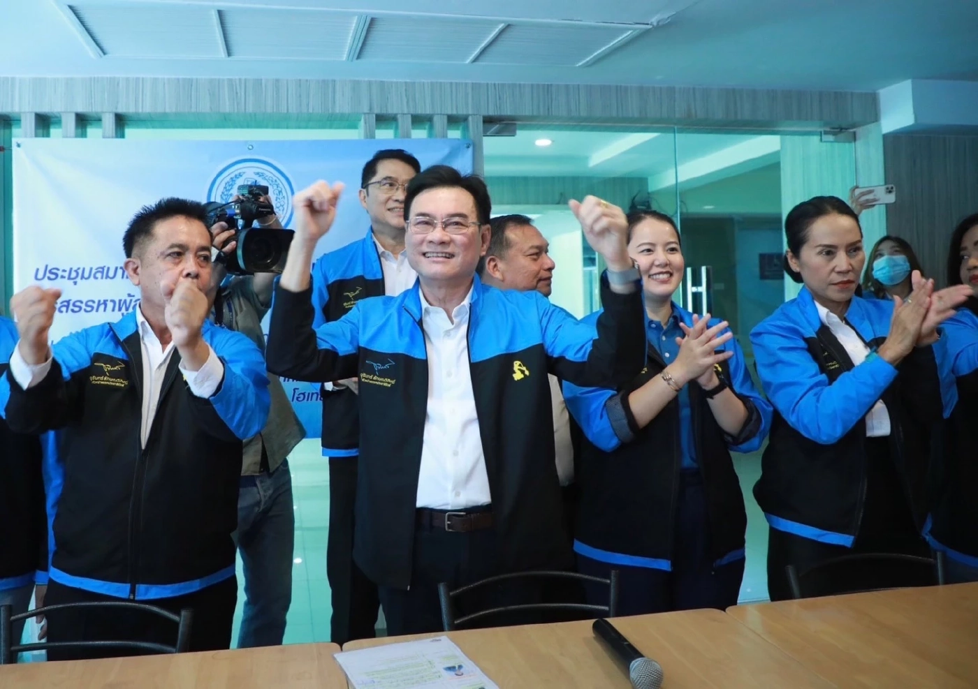 "ปชป." ทำไพรมารี่โหวตทั่วประเทศ ปรับผู้สมัครกทม. 4 เขต