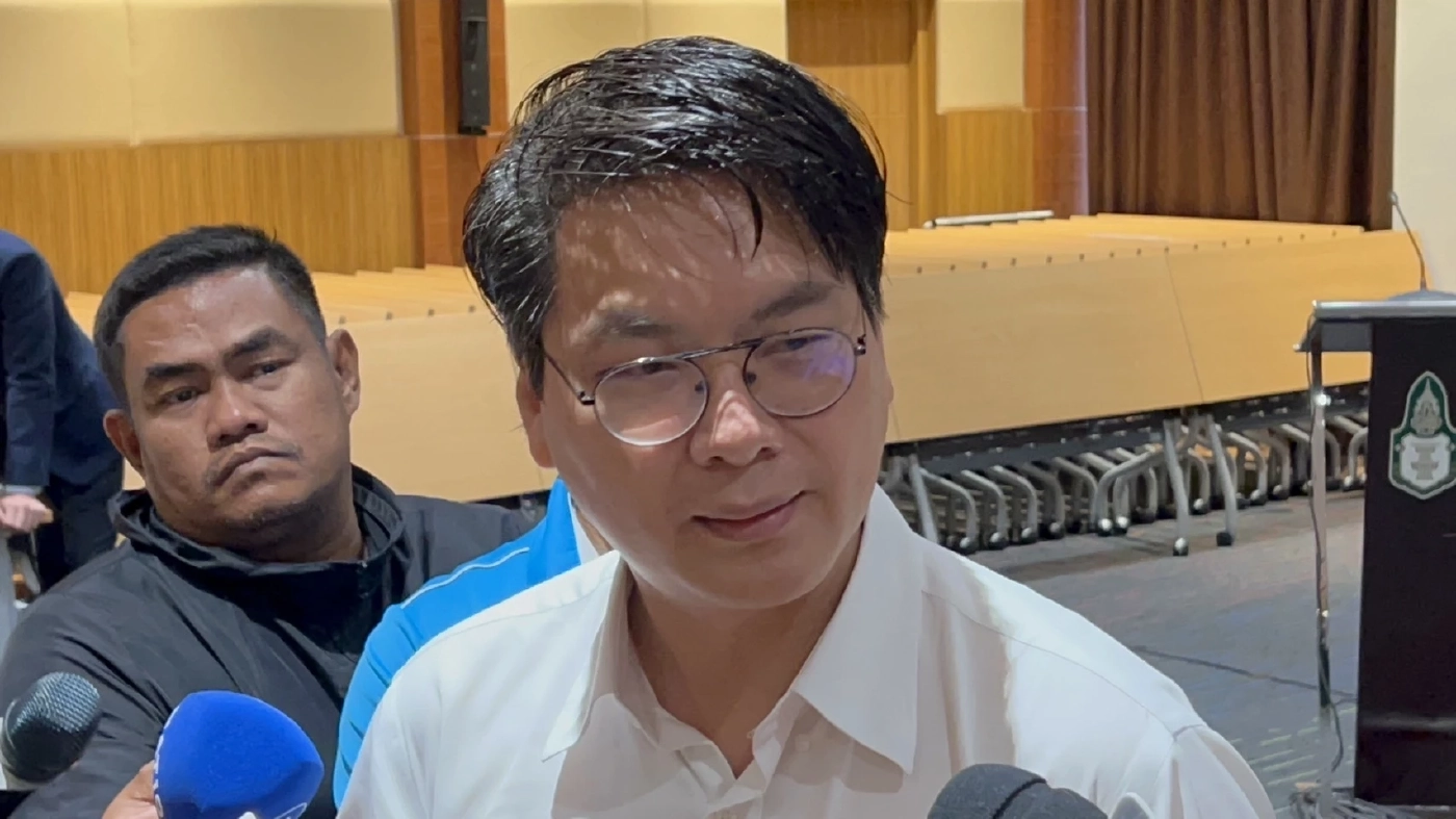 ดร.สติธร ธนานิธิโชติ ผู้อำนวยการสำนักนวัตกรรมเพื่อประชาธิปไตย สถาบันพระปกเกล้า