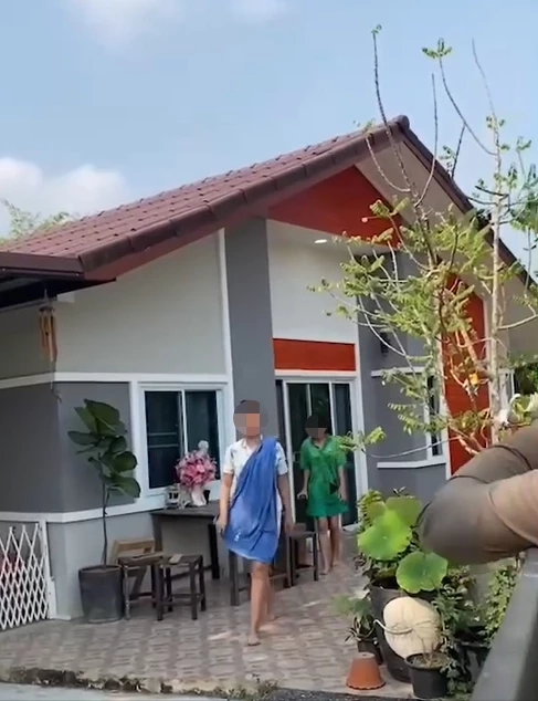 เจอตัวสาวแล้ว ถือท่อนเหล็กบุกทุบร้านชำ โวยลั่นถูกคุณไสย คาดป่วยทางจิต