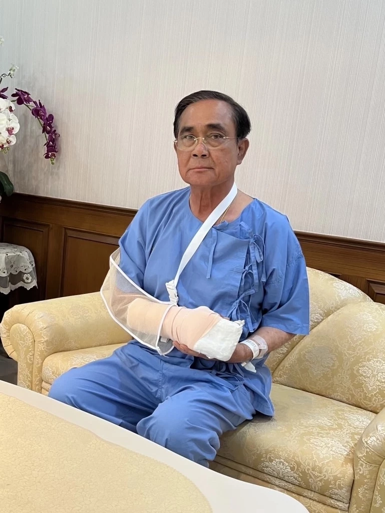 “อ๋อม สกาวใจ” ส่งความห่วงใยถึง “ลุงตู่” ขอให้หายป่วยไวๆเพื่อกลับมาสู้กัน