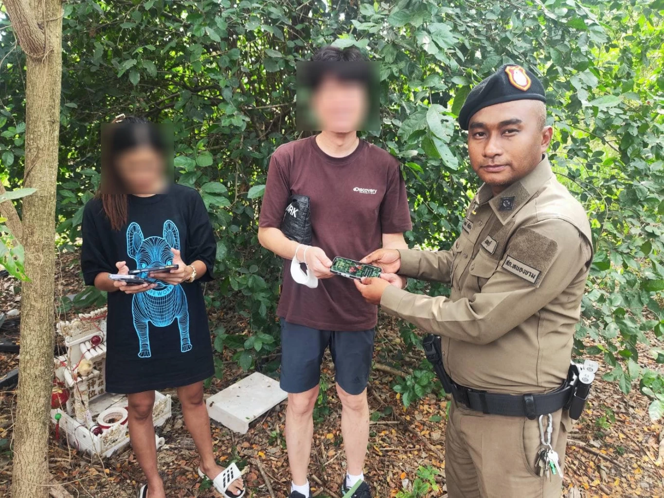 หนุ่มเกาหลีทำโทรศัพท์หาย แจ้ง ตร. ช่วยตามหา ผงะ! พบอยู่กับเจ้าที่ในป่าลึก