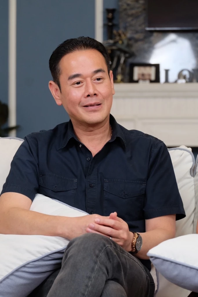 เป๊ก สัณณ์ชัย คลั่งรักหนักมาก ยอมรับเกือบยุ่งเกี่ยวธุรกิจสีเทา