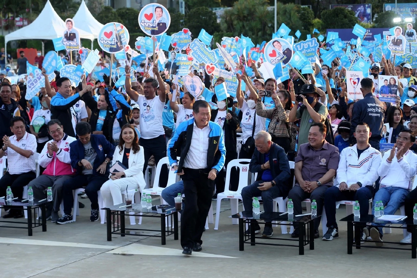 นิพนธ์ บุญญามณี