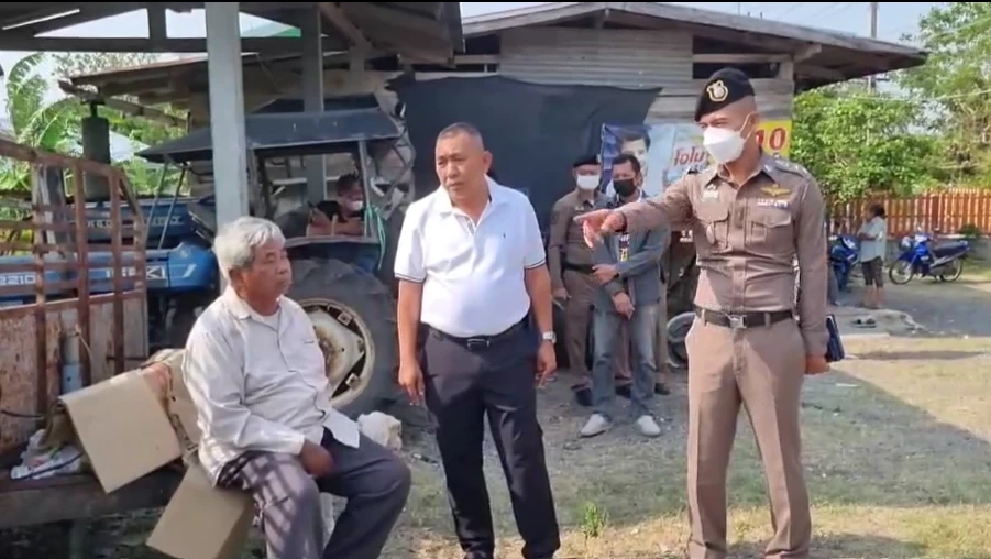 สยอง! 2 แม่ลูก ถูกปาดคอคาบ้าน ลูกชายวัย 9 ขวบเสียชีวิต แม่สาหัส