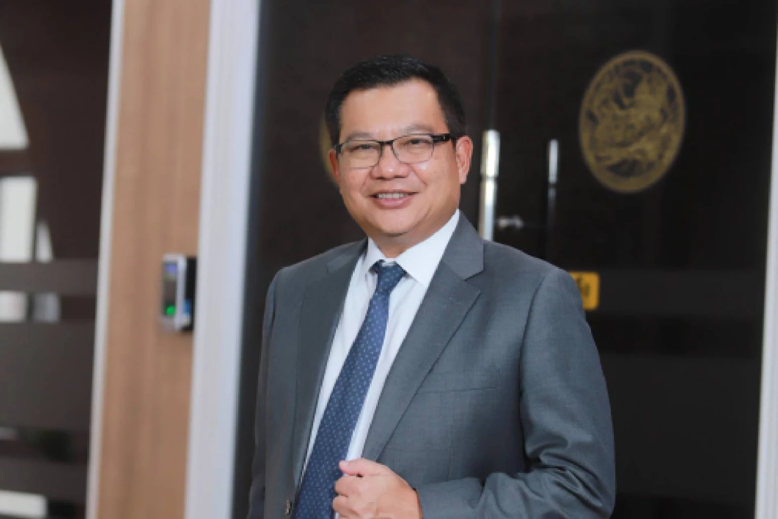 นายจิรุตม์ วิศาลจิตร อธิบดีกรมการขนส่งทางบก 