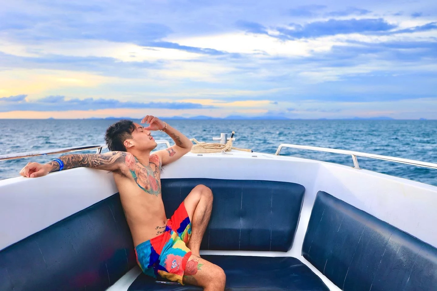 'แพท ณปภา' เคลียร์ดราม่า! ไม่ได้บังคับ แฟนหนุ่มรุ่นน้อง กราบเท้าทุกวัน!