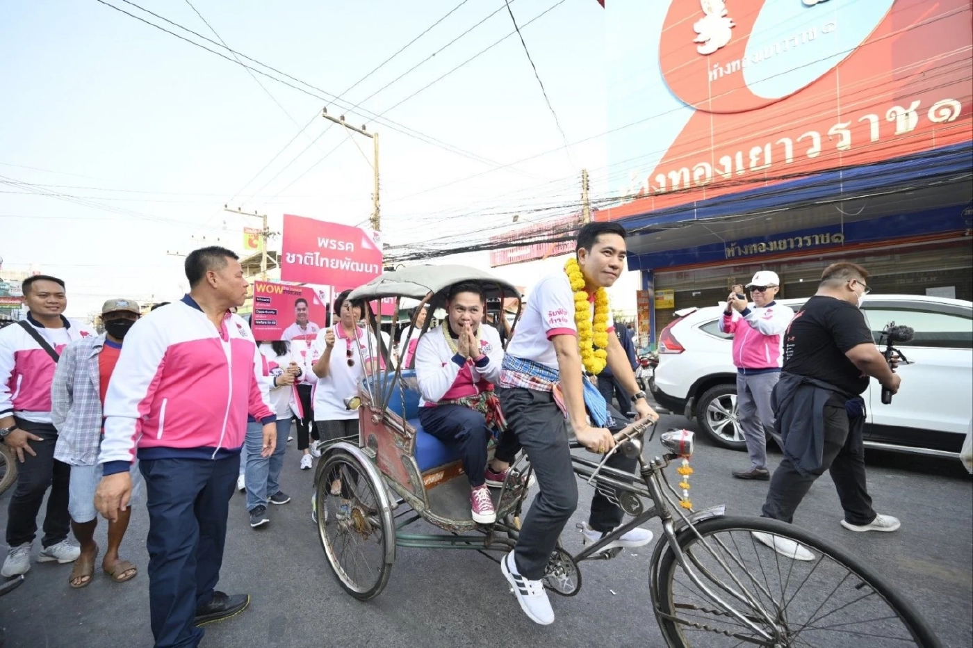 "ชาติไทยพัฒนา" รุกยโสธร "วราวุธ" นำทีมขอปักธงเมือง "บั้งไฟโก้"