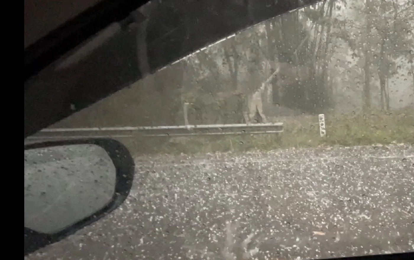 เชียงใหม่อ่วมซ้ำสอง พายุลูกเห็บถล่ม อำเภอแม่วาง