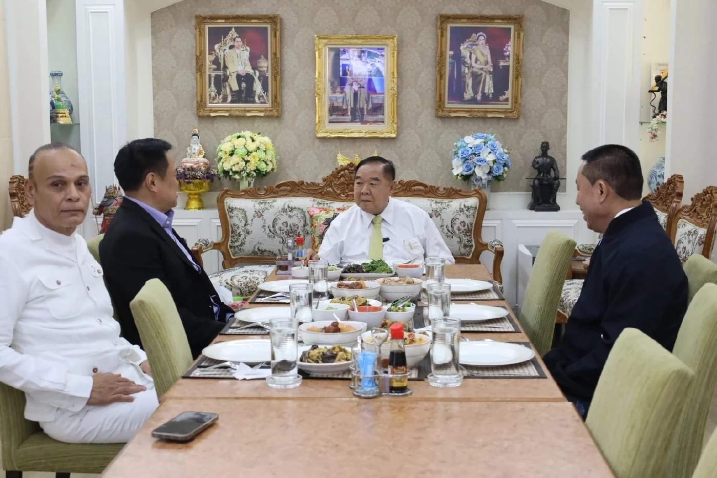 "อนุทิน" หลุดปากเป็นนายกฯสูตร 2+2 ต่อจาก "บิ๊กตู่"