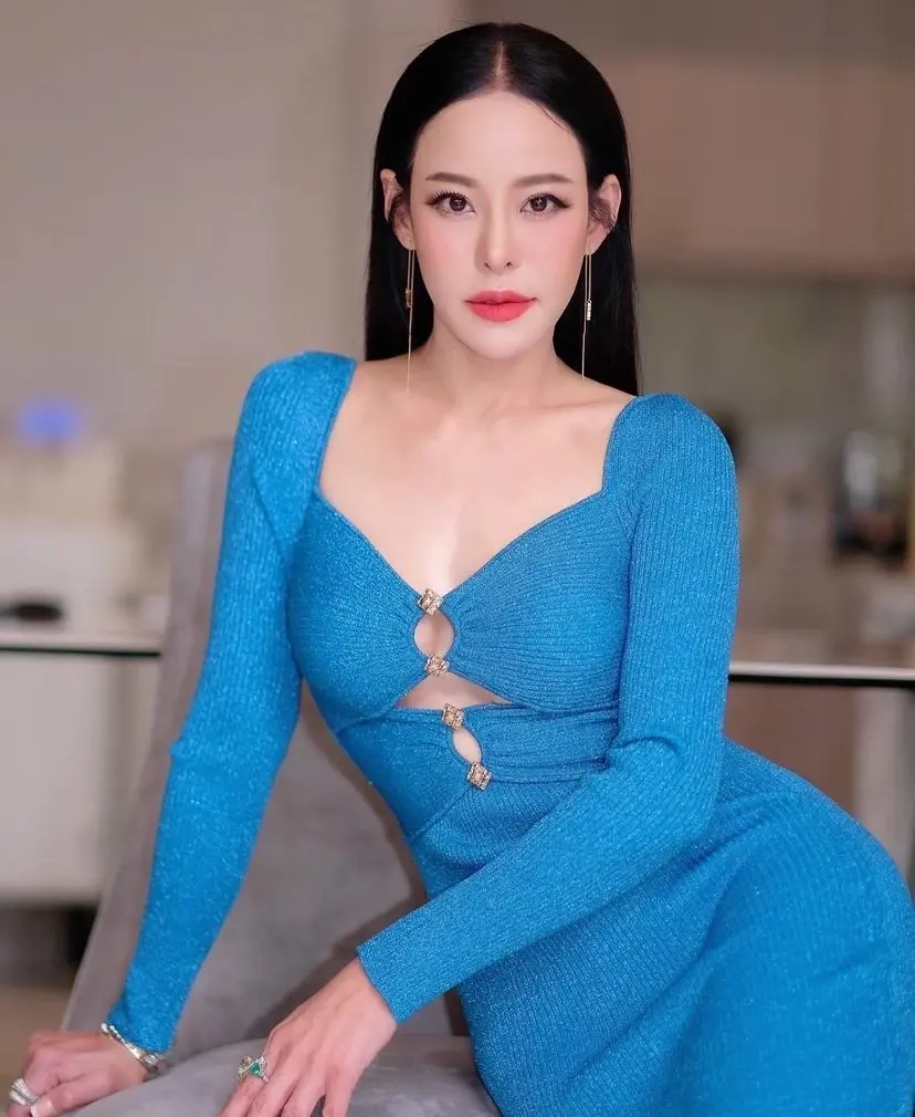 'หนิง ปณิตา' แชร์คำทำนาย  มีดวงเปลี่ยนผัวใหม่ ถามฟาด 'ใครโดนบ้างยกมือขึ้น'