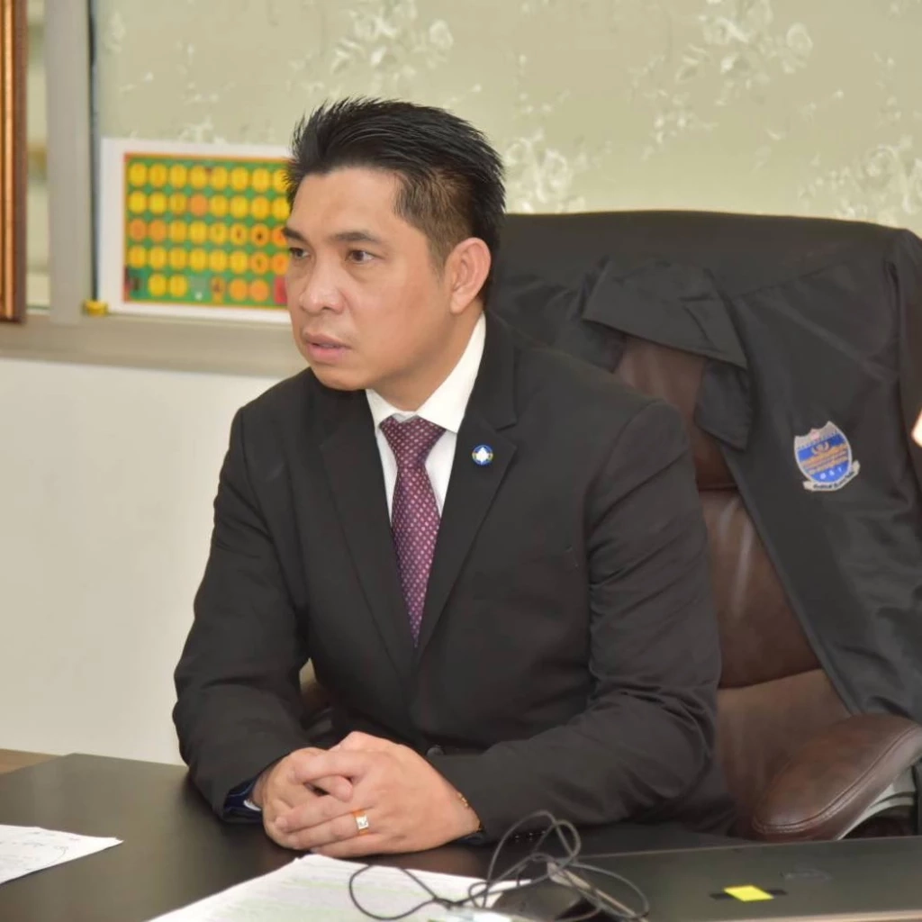 ดีเอสไอ ออกหมายเรียก "เมฆ รามา" สามีหยาดทิพย์ แจงปม "เพนท์เฮ้าส์หรู"