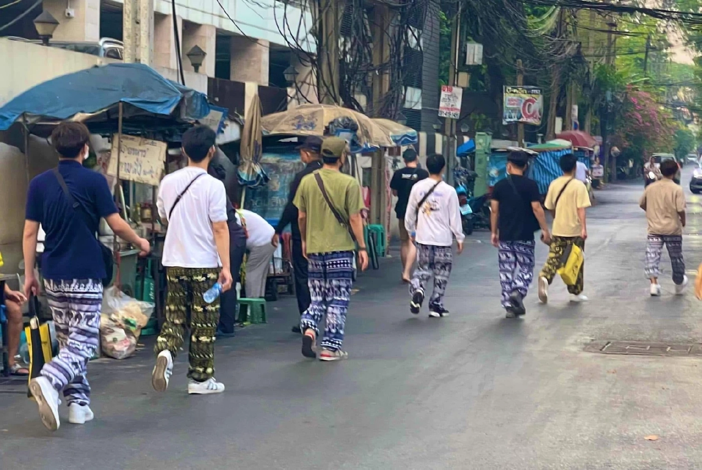 อีกแล้ว เกรียนเขมรเคลม "กางเกงช้าง" ไอเทมสุดฮิตของไทย แถมเล่นใหญ่เปิดที่มา