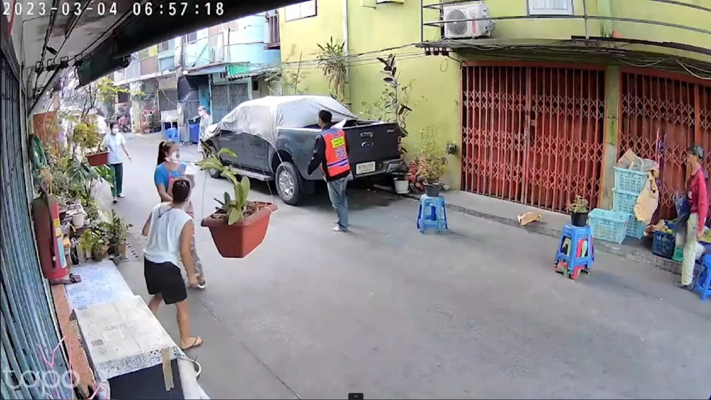 ตร.คลองตัน เร่งชี้ตัว 3- 4 วินจยย.ไล่ฟันมือยิง แยกดำเนินคดี 2 สำนวน