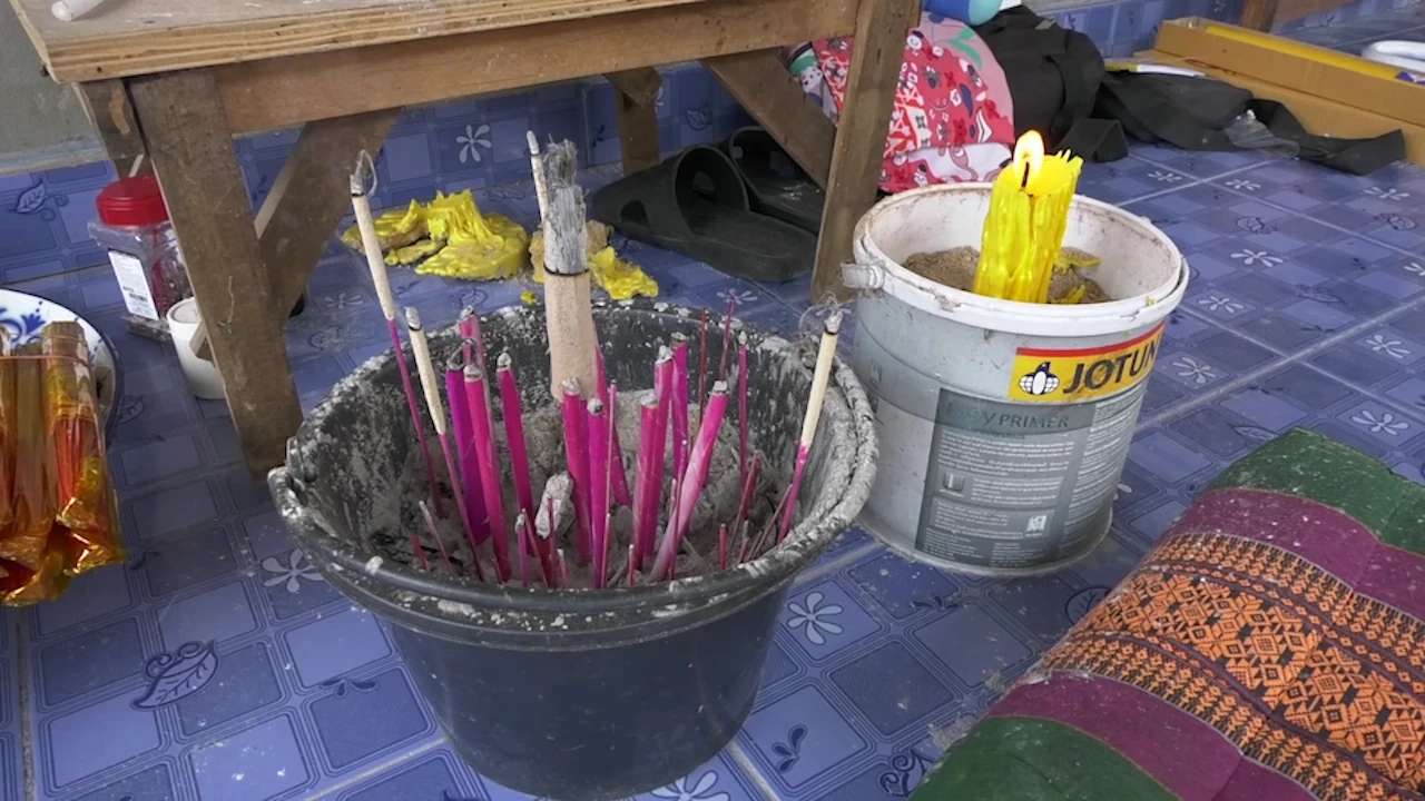 อากาศร้อนทำหนุ่ม ม.6 ช็อกดับคารถทัวร์ ระหว่างไปทัศนศึกษากับโรงเรียน