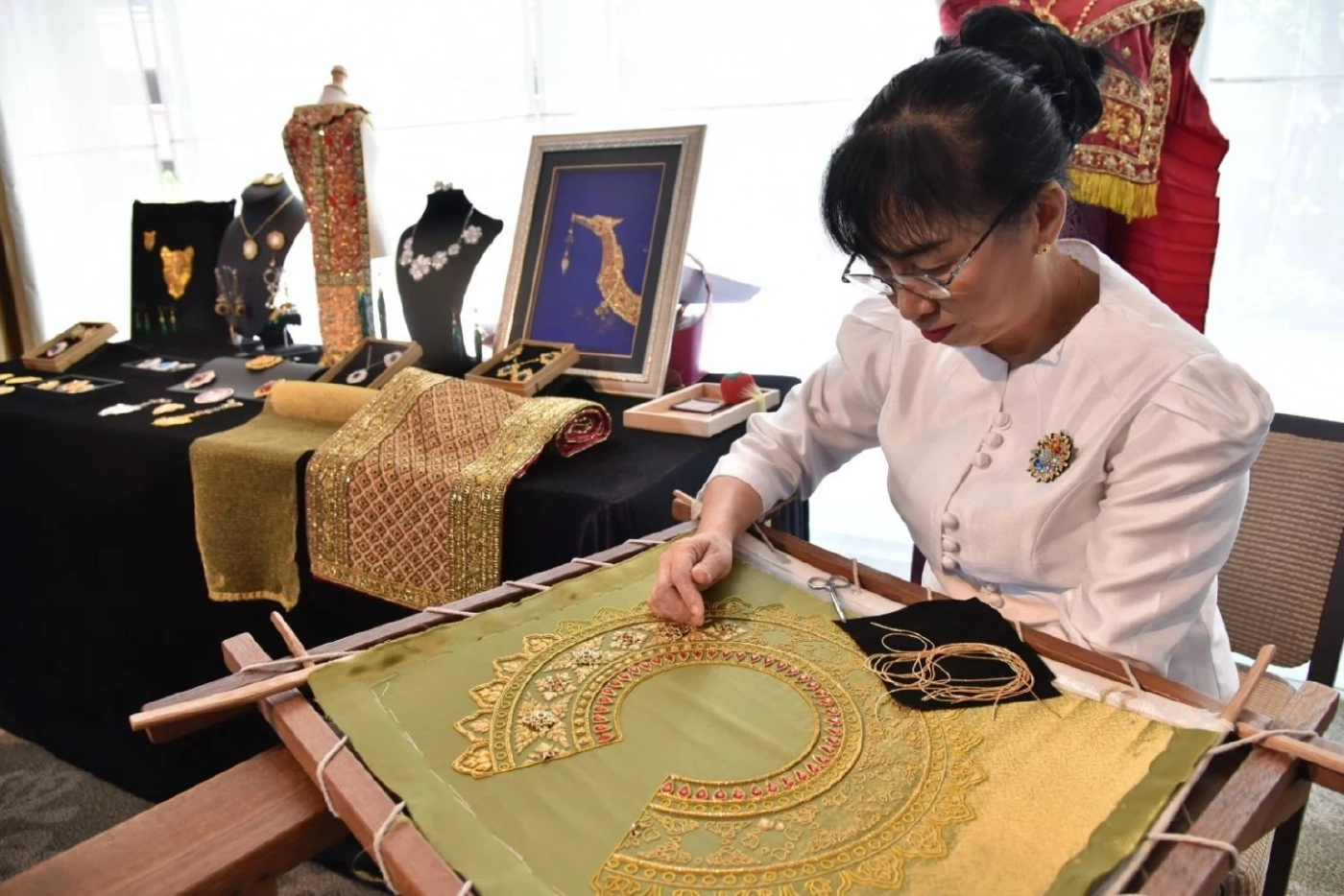 ชู คราฟต์ไทย เป็น ซอฟต์พาวเวอร์ เปิดตัวด้วย บัวขาว บัญชาเมฆ