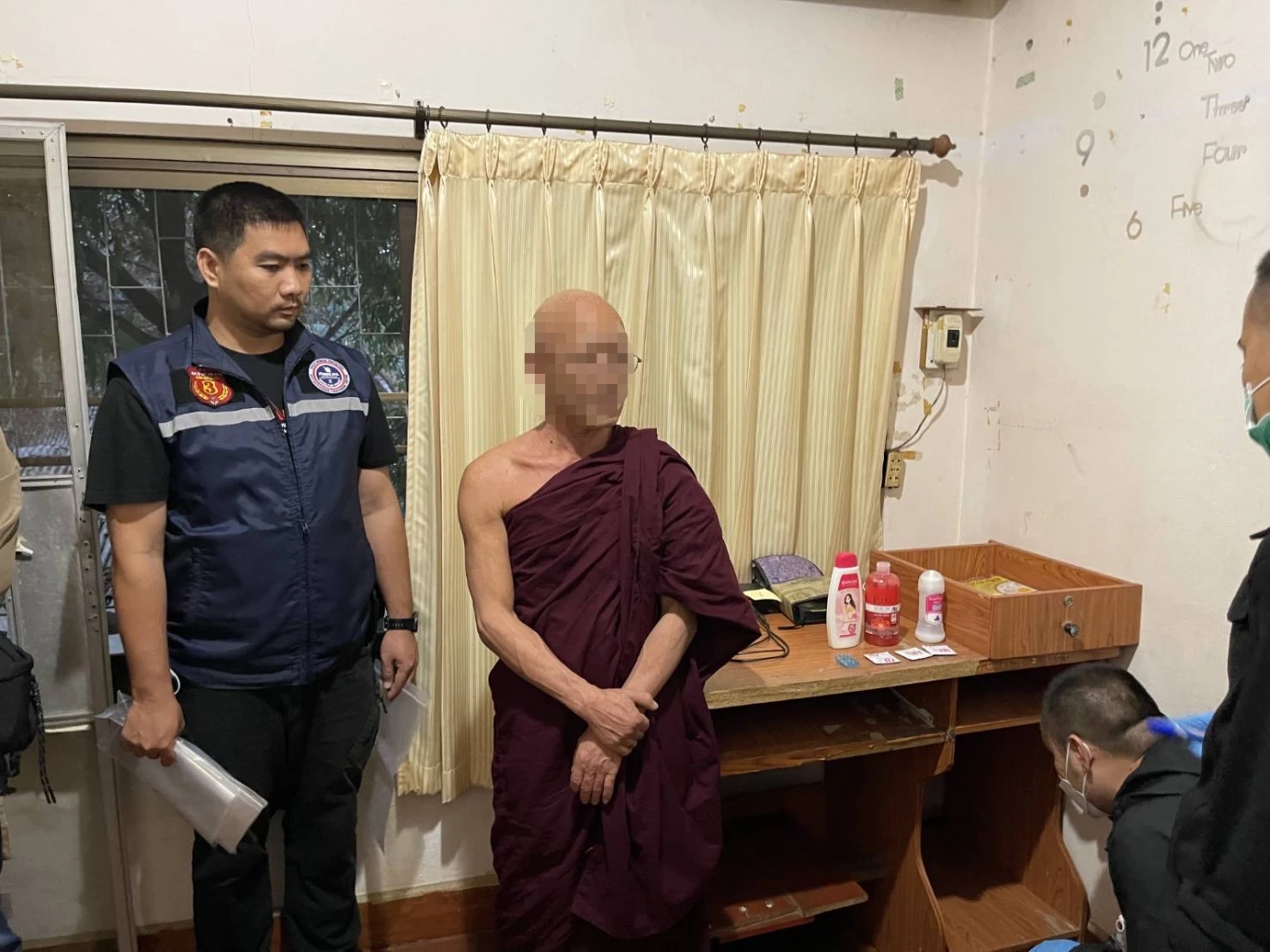 อดีตพระอธิการพรหมวัตร พหุธนานนท์ อายุ 67 ปีเจ้าอาวาสวัดต้นแก้ว