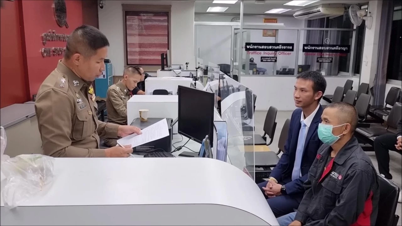 น้ำตาไหล! ศาลอุดรฯ ปล่อยตัวชั่วคราว "แพะ" คดีขนยาเสพติดเกือบสองแสนเม็ด