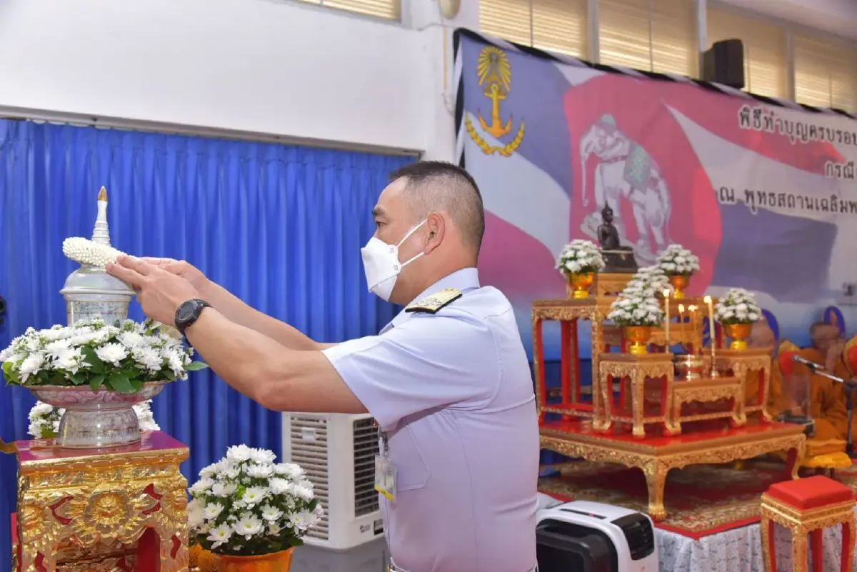 "ทร." รอ กกต. เคาะกู้เรือ 200 ล้าน ด้าน ผบ.ทร. ทำบุญ 100 วัน ให้กำลังพลเสียชีวิต