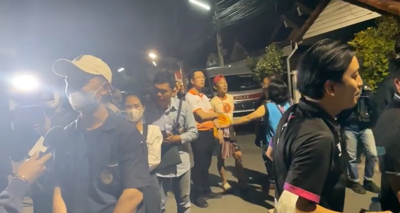 "ไอ้คลั่ง"ใช้ปืนยาวยิง ตร. เจ็บอีก 1 หลังเจรจากดดัน 8 ชม. ยังไม่ยอมมอบตัว