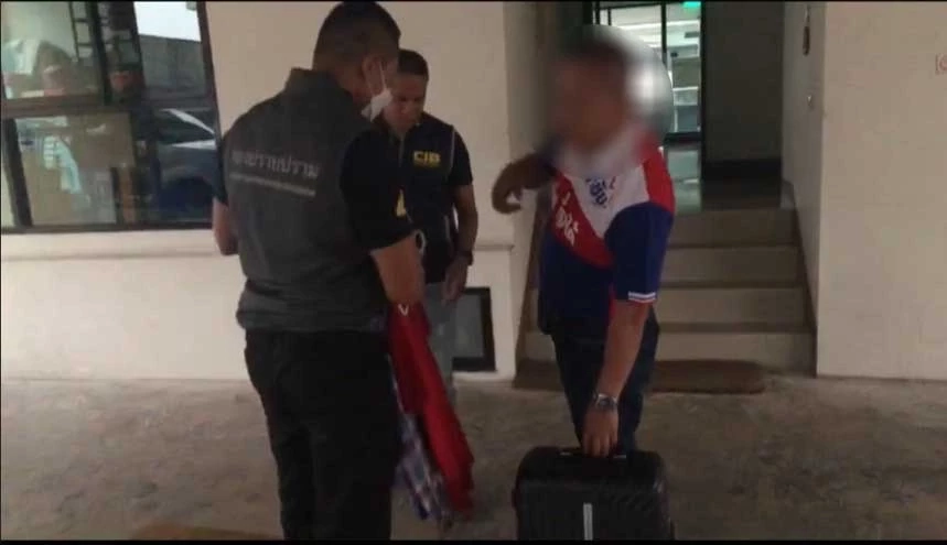 บุกจับ "ดาชัย-อดิศักดิ์" ว่าที่ผู้สมัคร ส.ส.พรรคดัง พัวพันทุจริตโกงสอบ ตร.