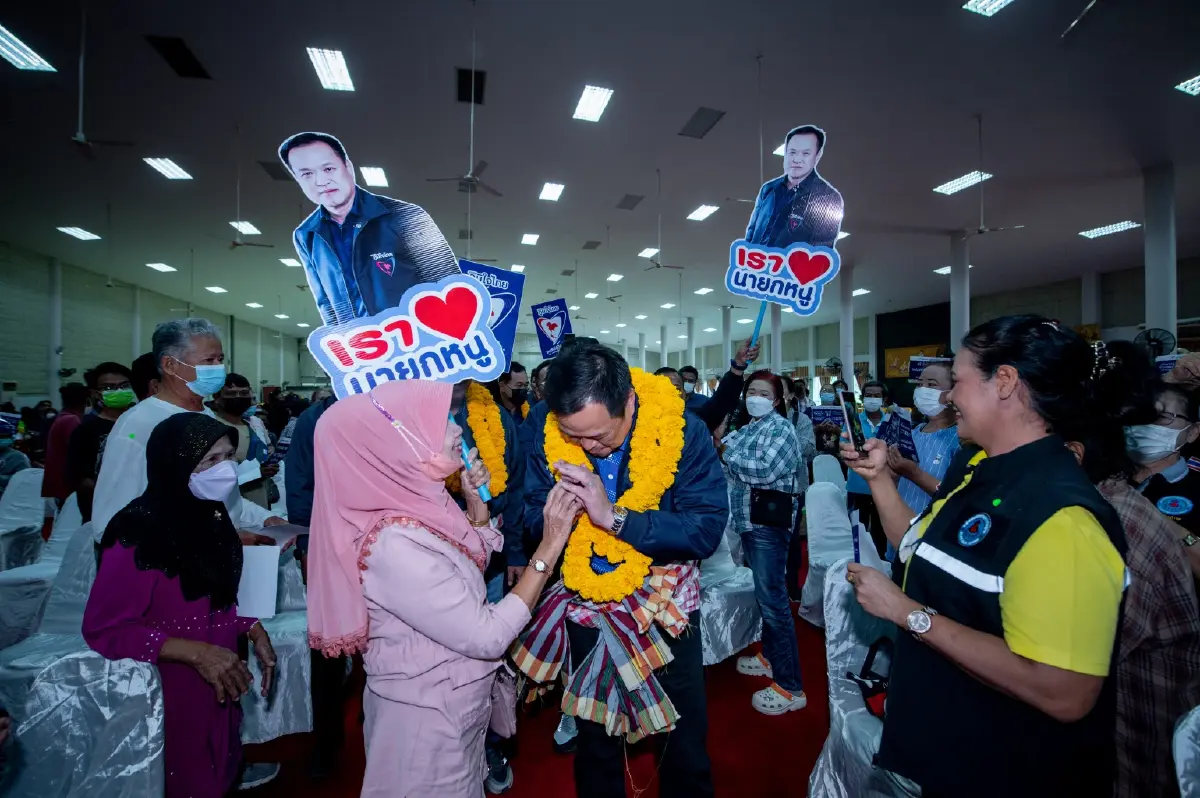 "อนุทิน" ช่วยผู้สมัครหาเสียง "นครนายก-ปราจีนบุรี” สู้ศึกเลือกตั้ง66